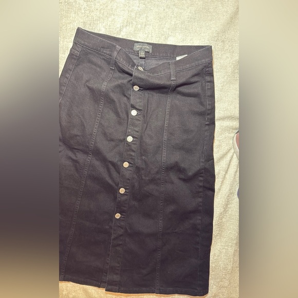 Banana Republic Black Midi Button Up Pencil Skirt Sz 8 - Picture 3 of 6